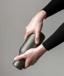 Menu Designer Salz- & Pfeffermühle Bottle Grinder Mit Walnussholzdeckel, 2er-Set -Bloomingville sales 1324470