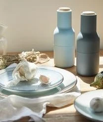 Menu Designer Salz- & Pfeffermühle Bottle Grinder Mit Buchenholzdeckel, 2er-Set -Bloomingville sales 1333711