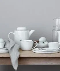 Broste Copenhagen Handgemachte Porzellan Teekanne Salt Aus Porzellan, 1.3 L -Bloomingville sales 1364156