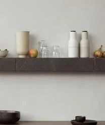 Menu Designer Salz- & Pfeffermühle Bottle Grinder Mit Walnussholzdeckel, 2er-Set 12 Menu Designer Salz- & Pfeffermühle Bottle Grinder Mit Walnussholzdeckel, 2er-Set -Bloomingville sales 1532602